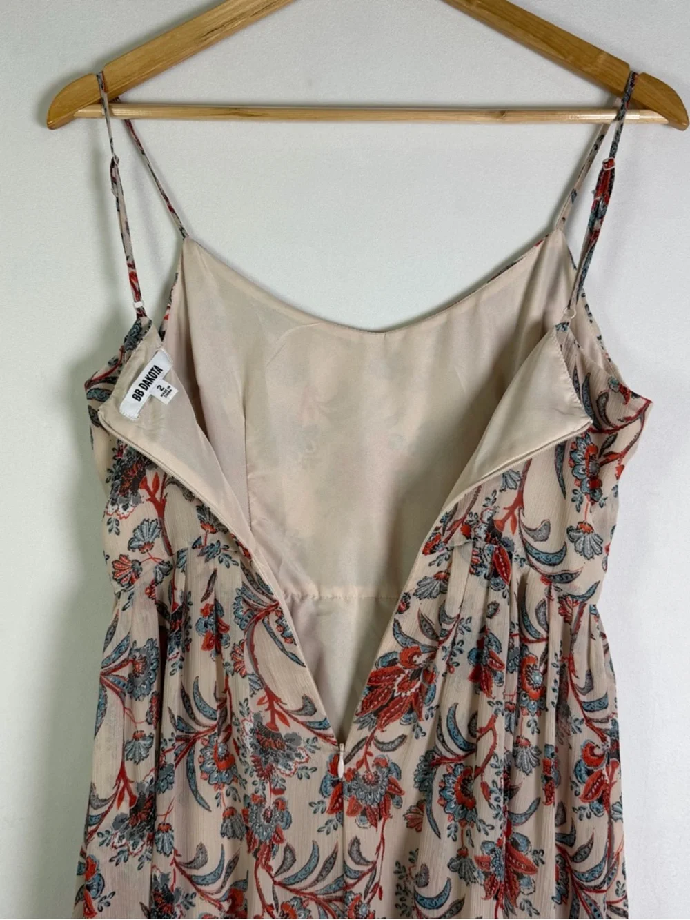 BB Dakota Floral Boho Midi Dress Women’s Sz 2 Cream Red Blue Sleeveless Coastal - Picture 8 of 9